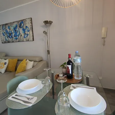 Rosas Nivaria Cristianos Apartment Los Cristianos (Tenerife)